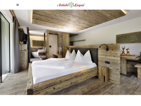 Recupero arredamento in legno antico